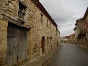 Hornillos del Camino and its vacant main street.
